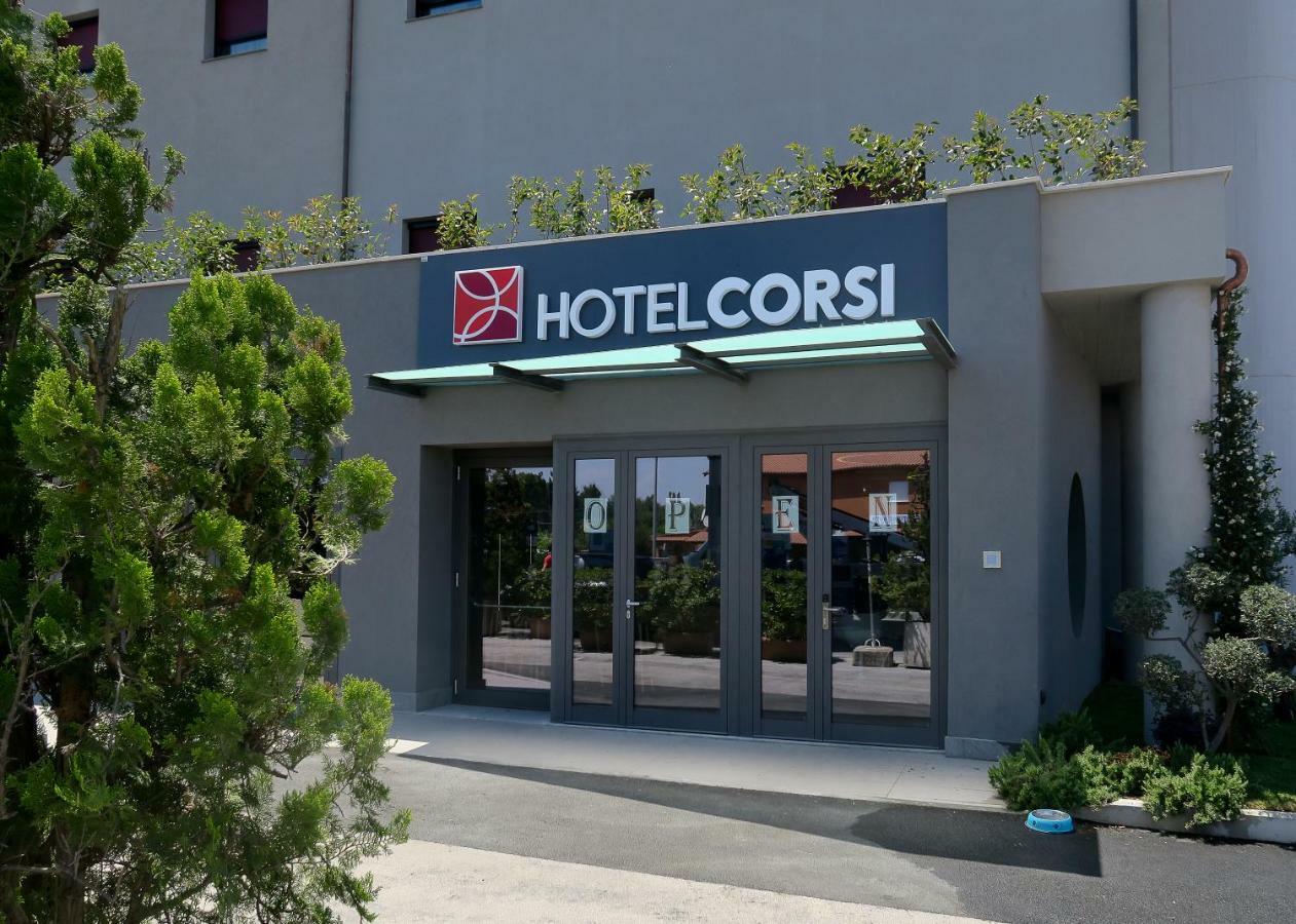 Best Western Hotel Corsi Torrimpietra Exterior foto